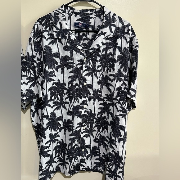 Vineyard Vines Other - Vineyard Vines Classic Fit Men’s Blue Palm Tree Shirt